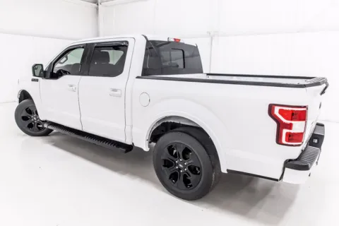 More photos of 2020 Ford F-150 XLT at Sign It Drive It, TX