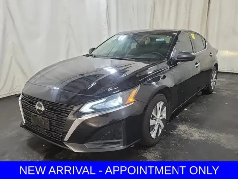 Black 2024 Nissan Altima 2.5 S for sale in Denton, TX