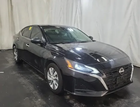 More photos of 2024 Nissan Altima 2.5 S at Sign It Drive It, TX