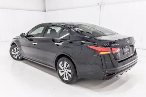 More photos of 2024 Nissan Altima 2.5 S at Sign It Drive It, TX
