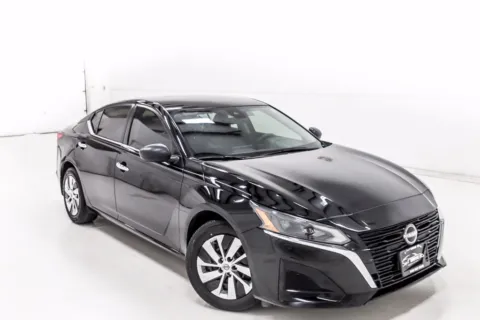 Photos of 2024 Nissan Altima 2.5 S for sale in Denton, TX at Sign It Drive It