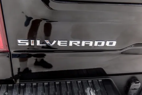 More photos of 2022 Chevrolet Silverado 1500 LT at Sign It Drive It, TX