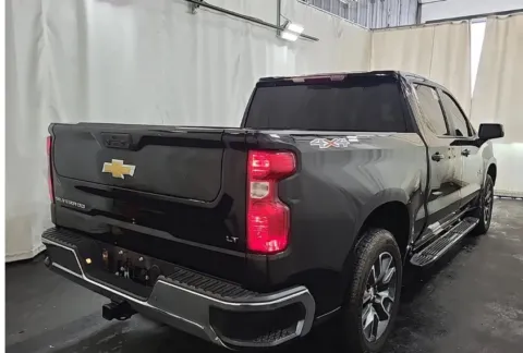 More photos of 2022 Chevrolet Silverado 1500 LT at Sign It Drive It, TX
