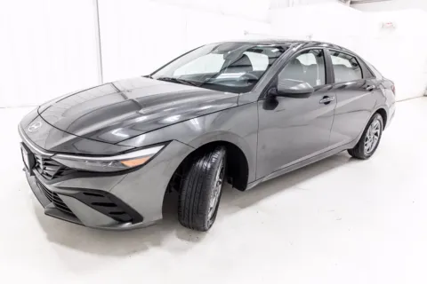 Photos of 2024 Hyundai Elantra SEL for sale in Denton, TX at Sign It Drive It