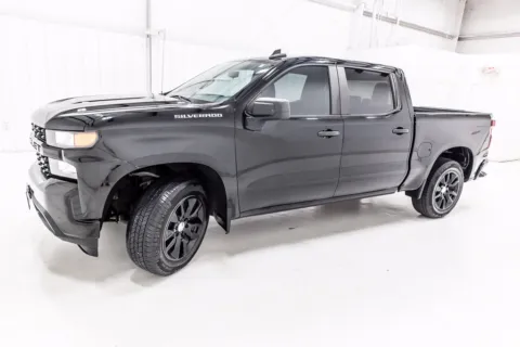 More photos of 2021 Chevrolet Silverado 1500 Custom at Sign It Drive It, TX