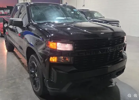More photos of 2021 Chevrolet Silverado 1500 Custom at Sign It Drive It, TX
