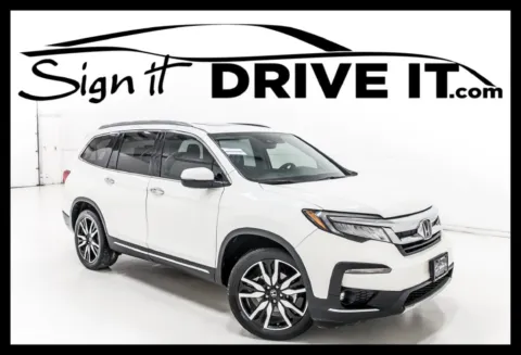 White 2019 Honda Pilot Touring for sale in Denton, TX