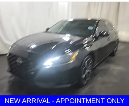 Black 2023 Nissan Altima 2.5 SR for sale in Denton, TX