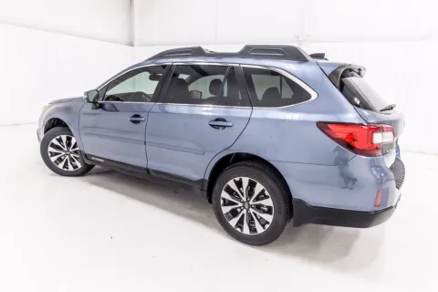 More photos of 2016 Subaru Outback 2.5i at Sign It Drive It, TX