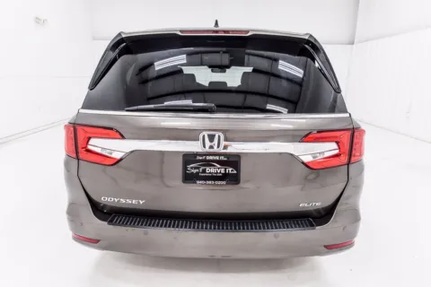 More photos of 2020 Honda Odyssey Elite at Sign It Drive It, TX