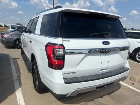 More photos of 2019 Ford Expedition Limited at Sign It Drive It, TX
