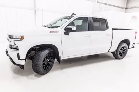 Another view of 2019 Chevrolet Silverado 1500 LT for sale in Denton, TX at Sign It Drive It