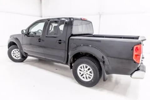 More photos of 2018 Nissan Frontier SV at Sign It Drive It, TX