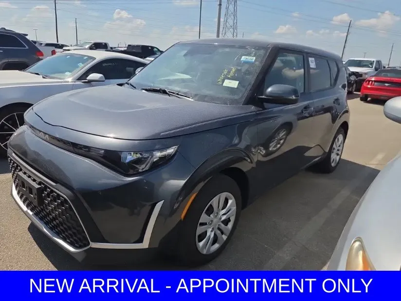 Gray 2024 Kia Soul LX for sale in Denton, TX