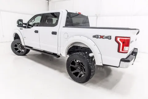 More photos of 2017 Ford F-150 XLT at Sign It Drive It, TX