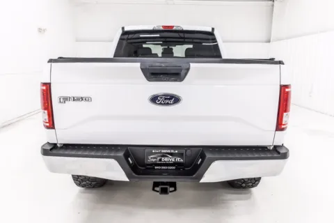 More photos of 2017 Ford F-150 XLT at Sign It Drive It, TX
