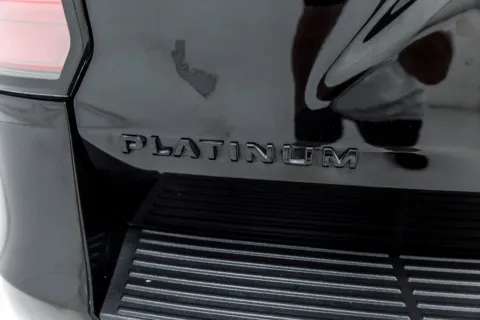 More photos of 2020 Ford Expedition Max Platinum at Sign It Drive It, TX