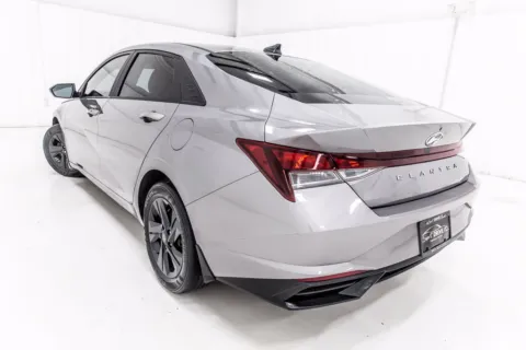 More photos of 2023 Hyundai Elantra SEL at Sign It Drive It, TX