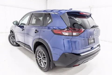 More photos of 2021 Nissan Rogue S at Sign It Drive It, TX