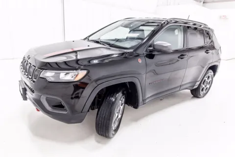 Photos of 2022 Jeep Compass Trailhawk for sale in Denton, TX at Sign It Drive It
