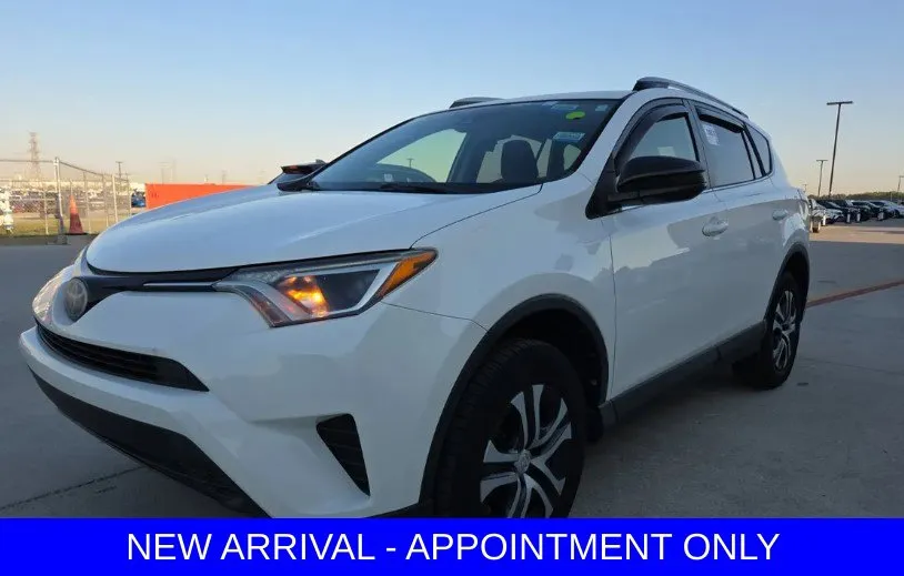 White 2017 Toyota RAV4 LE for sale in Denton, TX