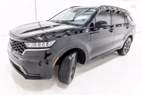 Photos of 2023 Kia Sorento EX for sale in Denton, TX at Sign It Drive It