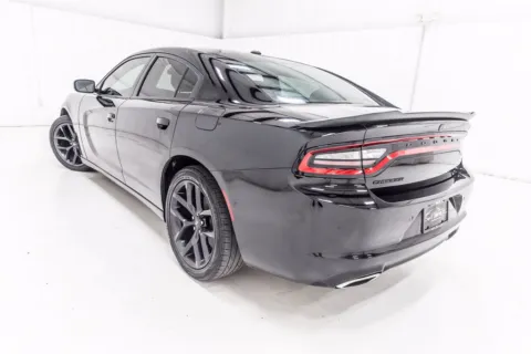 More photos of 2021 Dodge Charger SXT at Sign It Drive It, TX