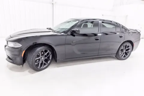 More photos of 2021 Dodge Charger SXT at Sign It Drive It, TX