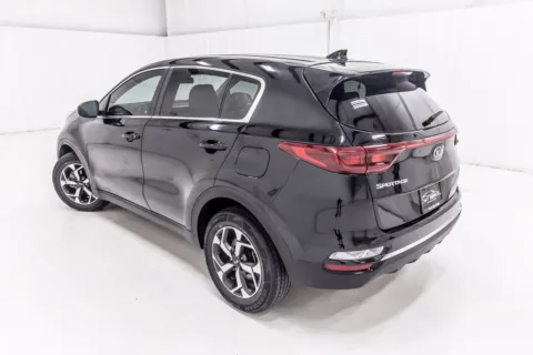 More photos of 2022 Kia Sportage LX at Sign It Drive It, TX
