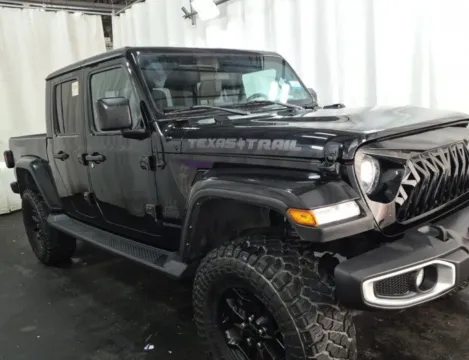 More photos of 2023 Jeep Gladiator Texas Trail at Sign It Drive It, TX