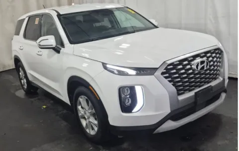 More photos of 2022 Hyundai Palisade SE at Sign It Drive It, TX