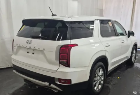 More photos of 2022 Hyundai Palisade SE at Sign It Drive It, TX