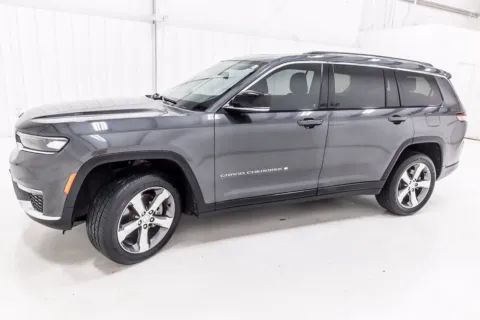 More photos of 2021 Jeep Grand Cherokee L Limited at Sign It Drive It, TX