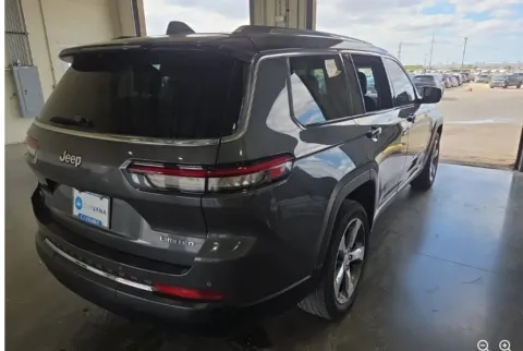 More photos of 2021 Jeep Grand Cherokee L Limited at Sign It Drive It, TX