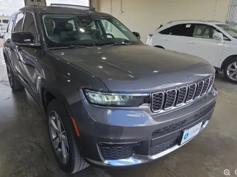More photos of 2021 Jeep Grand Cherokee L Limited at Sign It Drive It, TX