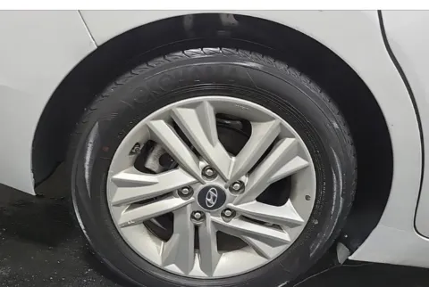 More photos of 2019 Hyundai Elantra Value Edition at Sign It Drive It, TX