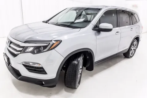 Photos of 2018 Honda Pilot EX-L for sale in Denton, TX at Sign It Drive It
