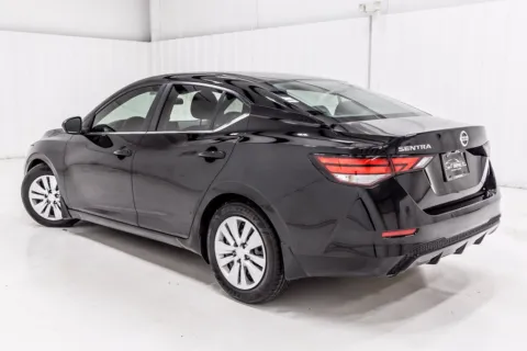 More photos of 2020 Nissan Sentra S at Sign It Drive It, TX