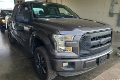 More photos of 2016 Ford F-150 XL at Sign It Drive It, TX