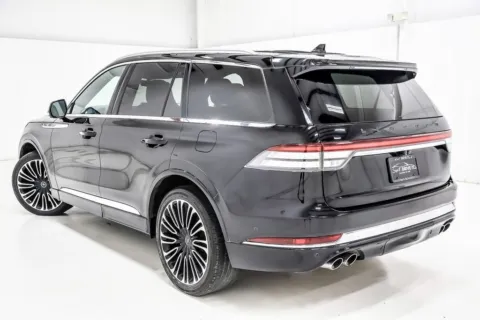 More photos of 2021 Lincoln Aviator Black Label at Sign It Drive It, TX