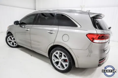 More photos of 2018 Kia Sorento SX at Sign It Drive It, TX