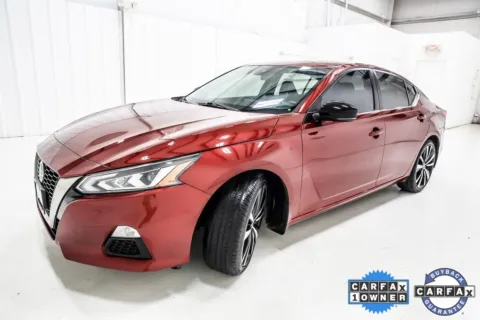 Photos of 2021 Nissan Altima 2.5 SR for sale in Denton, TX at Sign It Drive It