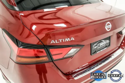 More photos of 2021 Nissan Altima 2.5 SR at Sign It Drive It, TX