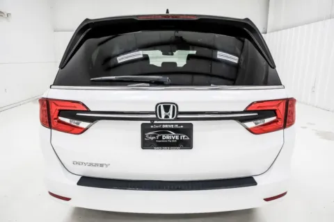 More photos of 2022 Honda Odyssey EX at Sign It Drive It, TX