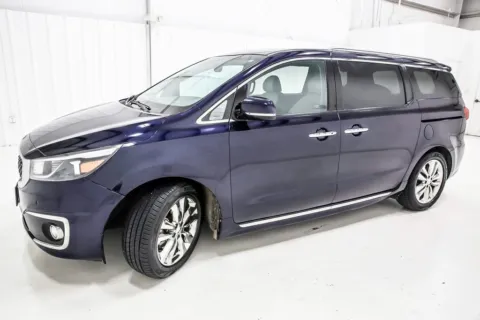 Another view of 2018 Kia Sedona SX Limited for sale in Denton, TX at Sign It Drive It