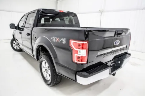 More photos of 2018 Ford F-150 XLT at Sign It Drive It, TX