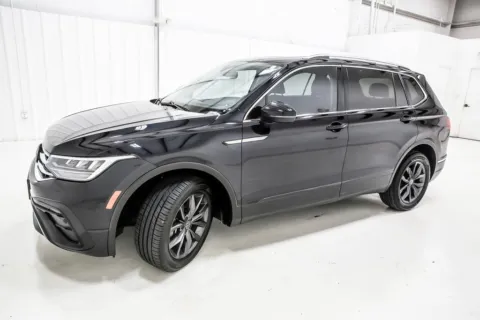 Another view of 2022 Volkswagen Tiguan 2.0T SE for sale in Denton, TX at Sign It Drive It