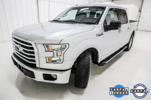 More photos of 2016 Ford F-150 XLT at Sign It Drive It, TX