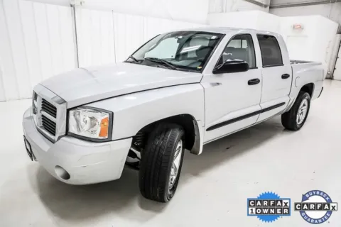 Photos of 2007 Dodge Dakota SLT for sale in Denton, TX at Sign It Drive It