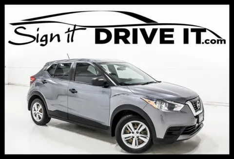 Gray 2020 Nissan Kicks S for sale in Denton, TX